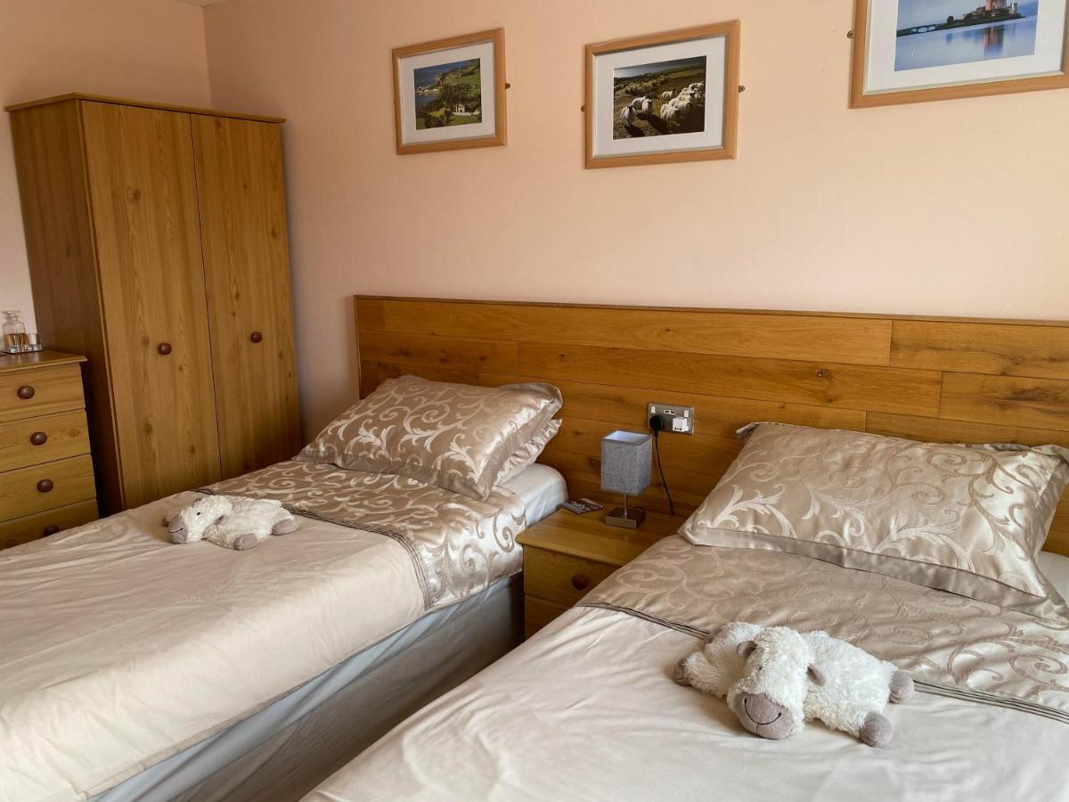 Creag Dubh Bed & Breakfast Kyle of Lochalsh Exterior photo